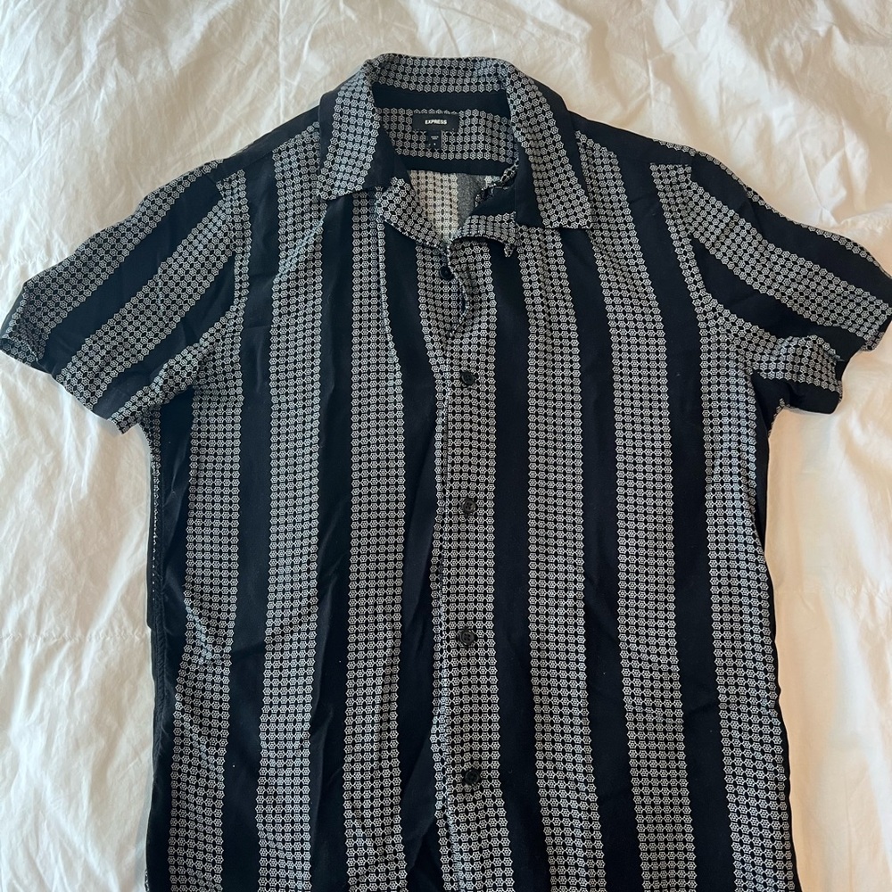 Express Black and White Casual Button Down Shirt